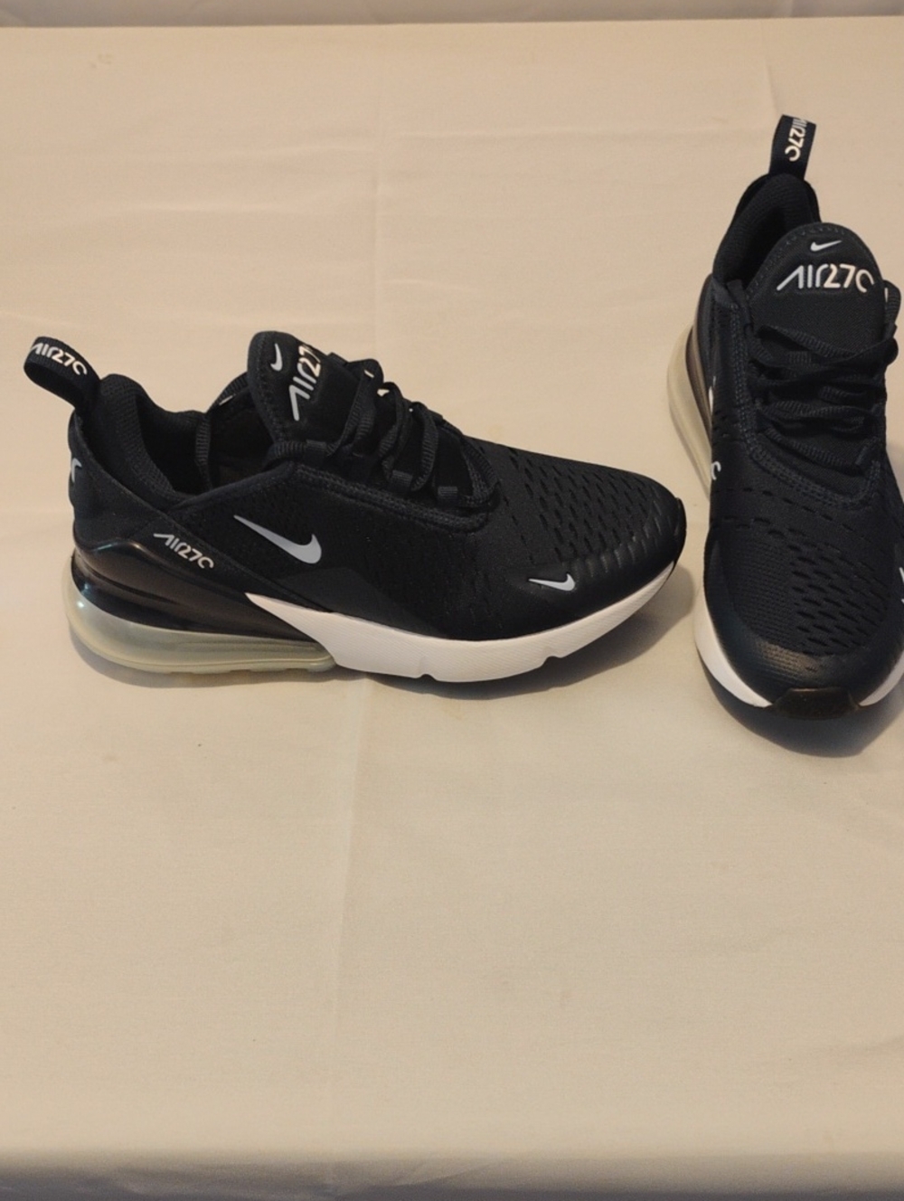 🔥Like New 🔥Nike Air Max 270 Unisex Big Kids 6Y / Women’s 7.5 Obsidian Blue